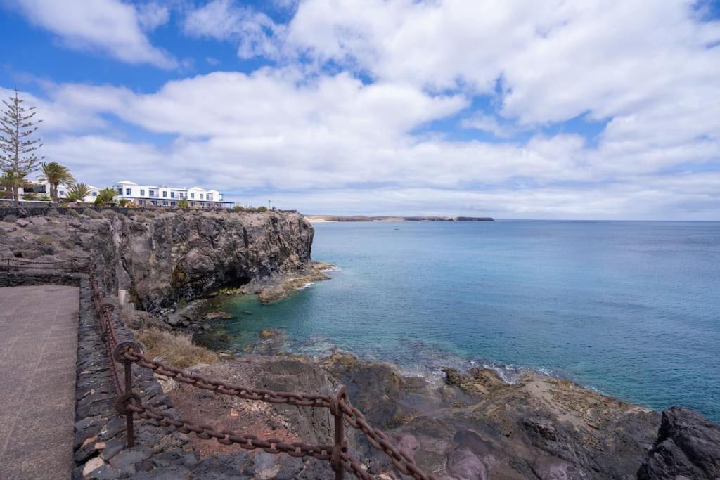 Beautiful Home In Lanzarote 5 Mins From Marina Playa Blanca  Bagian luar foto