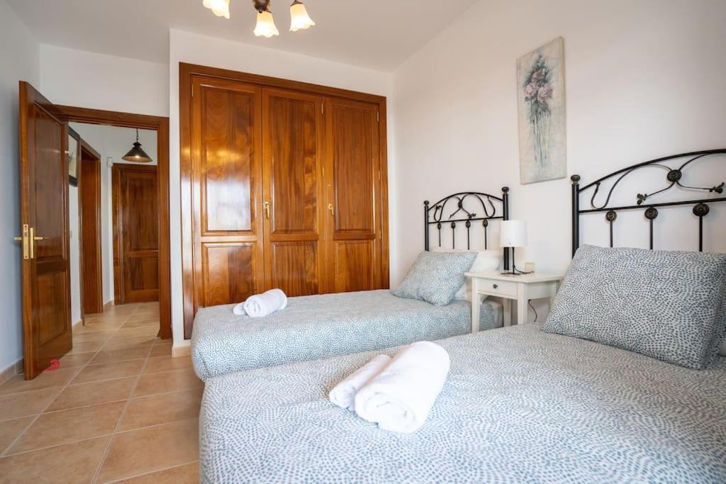 Beautiful Home In Lanzarote 5 Mins From Marina Playa Blanca  Bagian luar foto