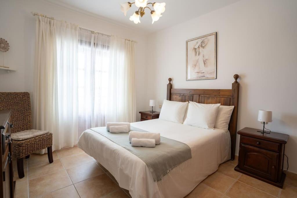 Beautiful Home In Lanzarote 5 Mins From Marina Playa Blanca  Bagian luar foto