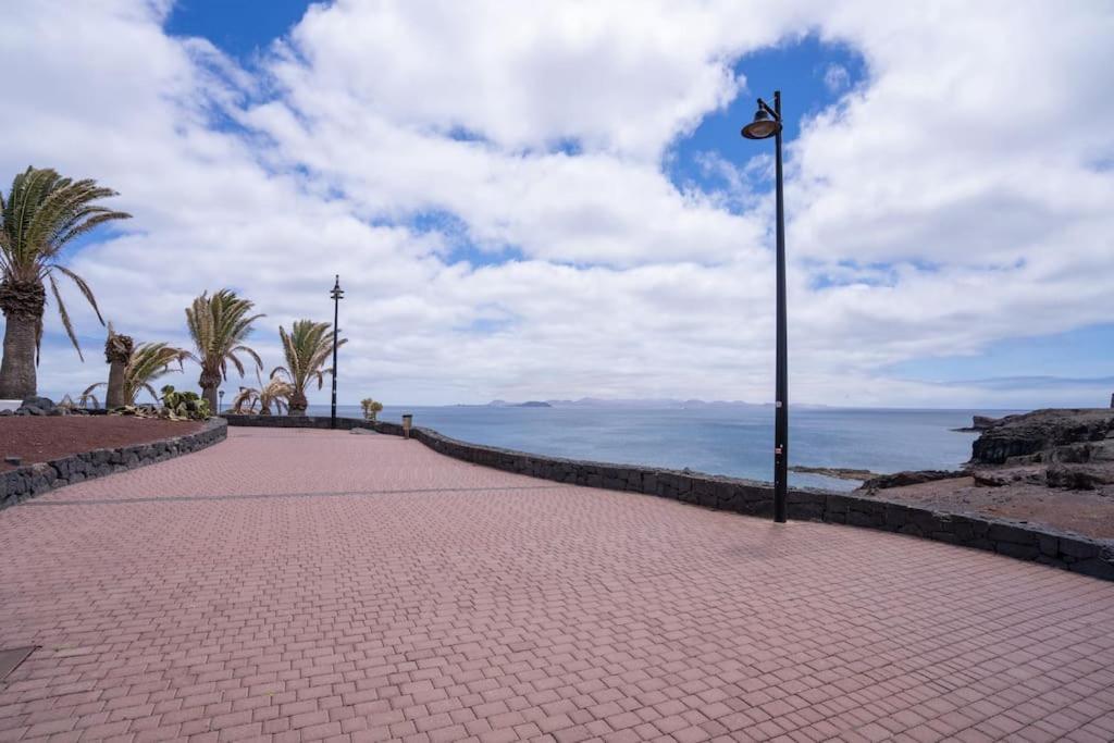 Beautiful Home In Lanzarote 5 Mins From Marina Playa Blanca  Bagian luar foto