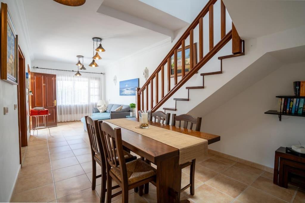 Beautiful Home In Lanzarote 5 Mins From Marina Playa Blanca  Bagian luar foto