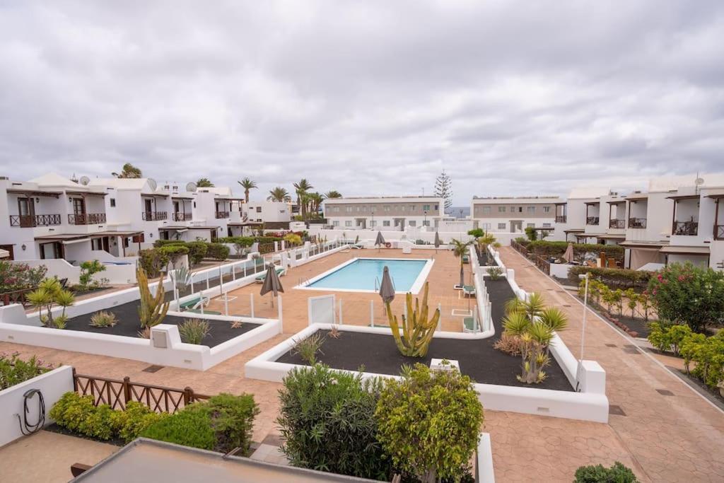 Beautiful Home In Lanzarote 5 Mins From Marina Playa Blanca  Bagian luar foto