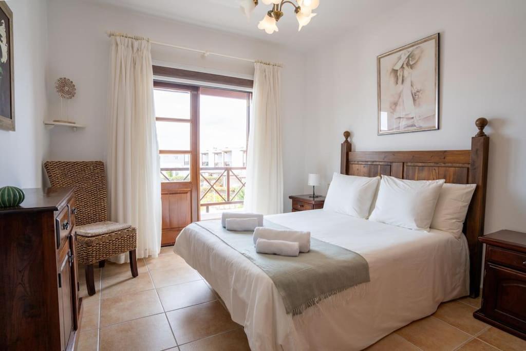 Beautiful Home In Lanzarote 5 Mins From Marina Playa Blanca  Bagian luar foto